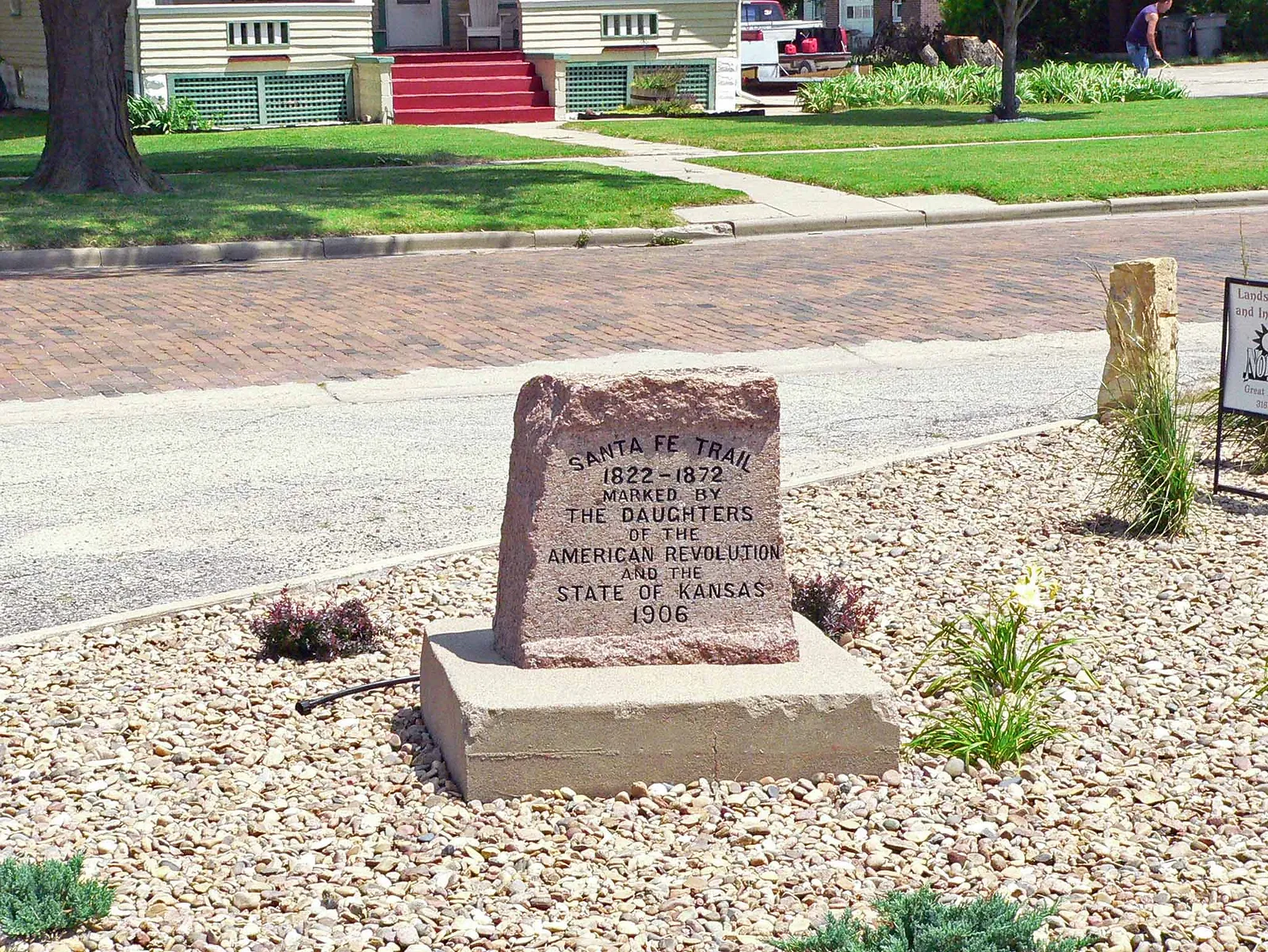 Ellinwood DAR 6-9-07.jpg